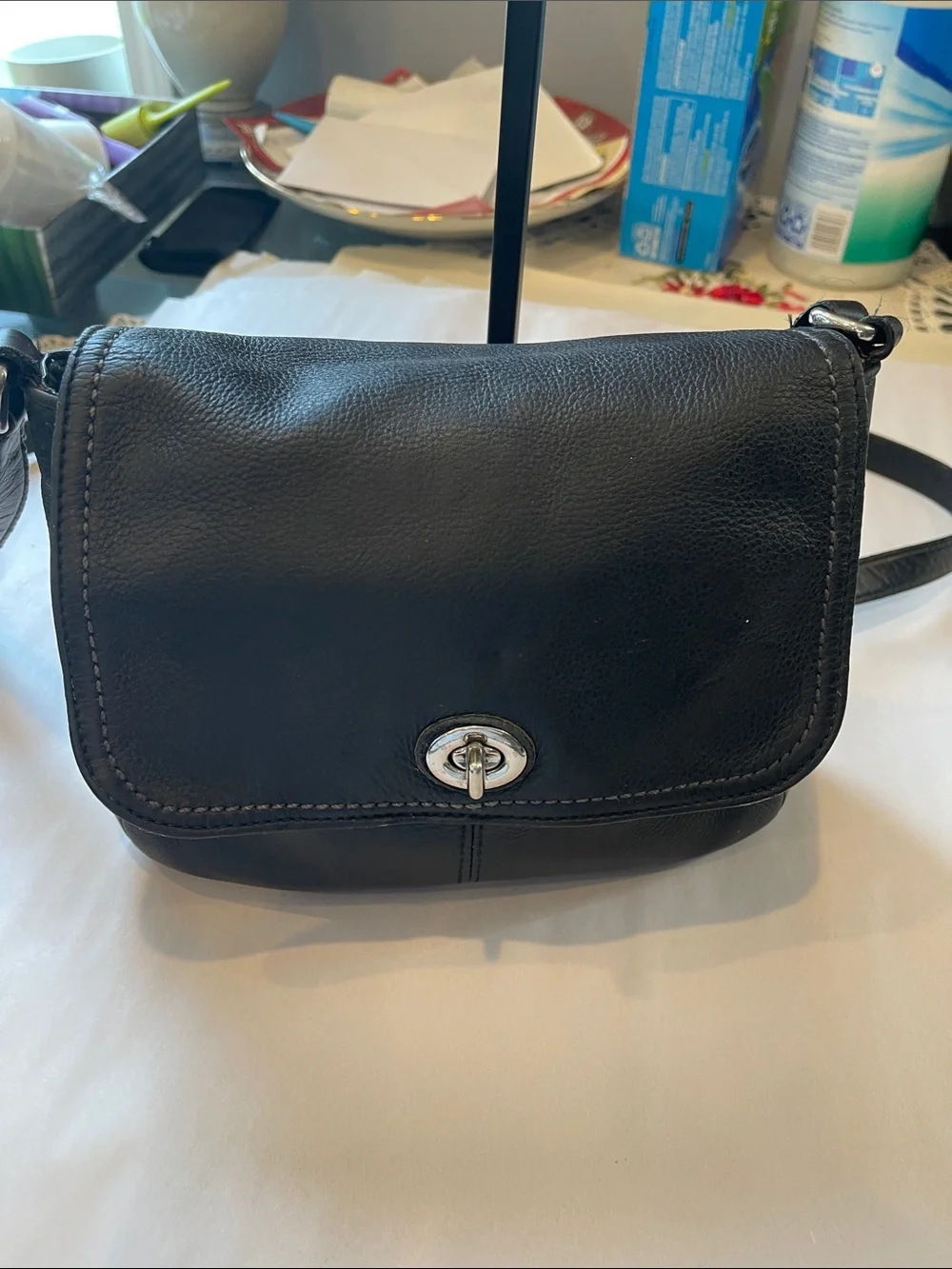 Coach VTG Park Taylor Crossbody Pebbled Leather Black  Strap Bag Purse